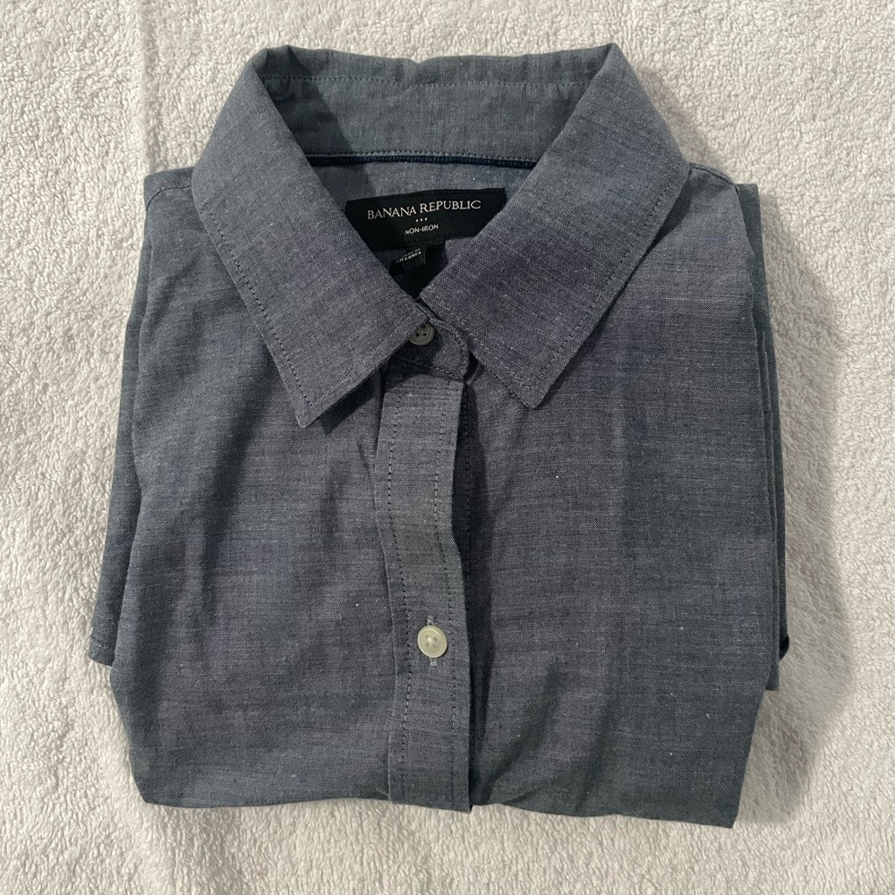 Banana Republic Button Down Shirt